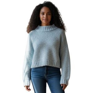 PRINCESS POLLY LT. BLUE CROPPED SWEATER SZ.M/L EUC.